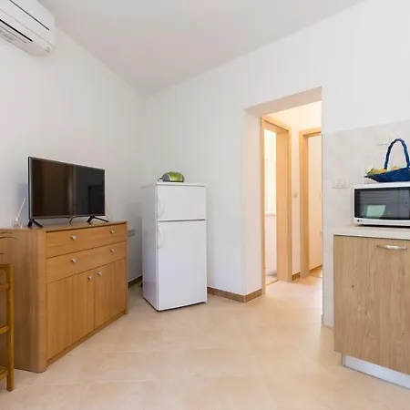 Andrea Apartment